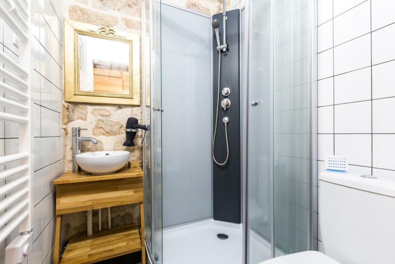 Pretty 25 M2 In A Lively District Appartement Parijs Buitenkant foto